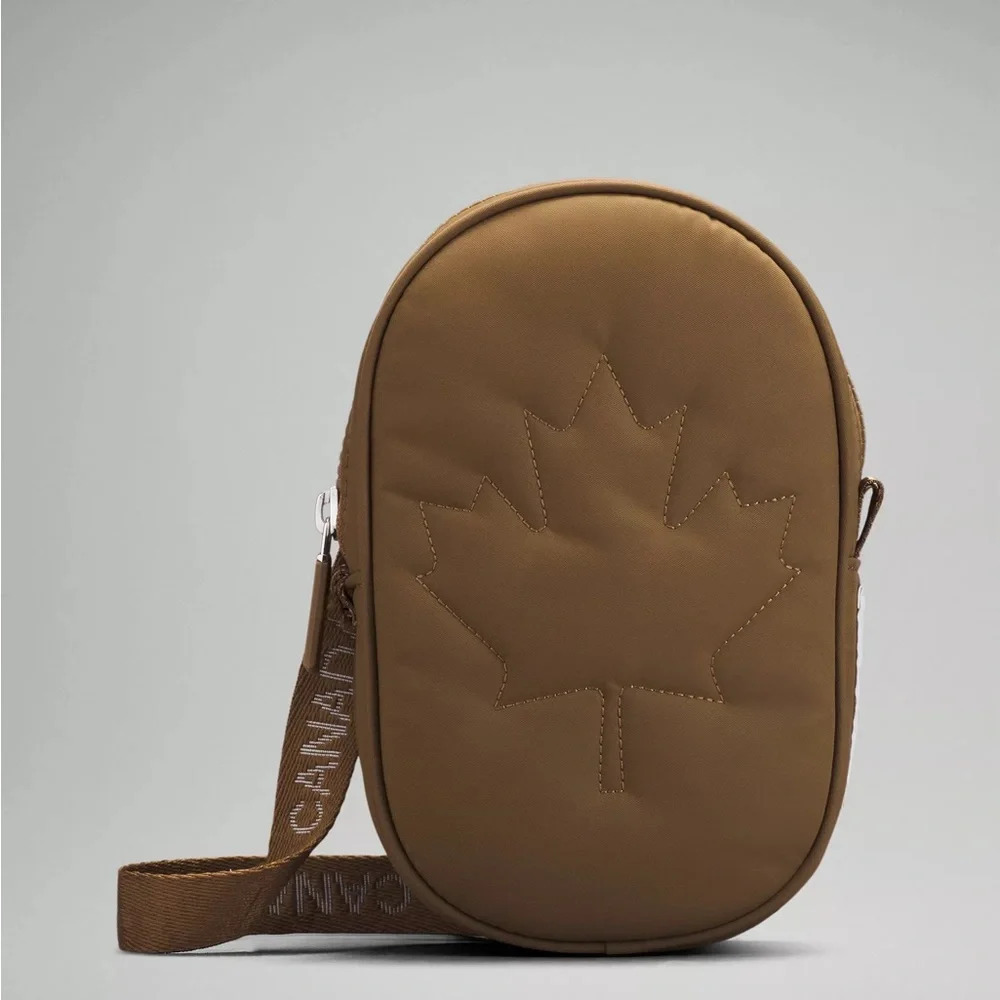 🆕🇨🇦 Lululemon Team Canada Olympic Future Legacy Crossbody Bag Artifact